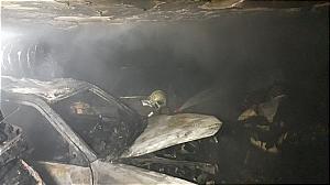 آتش سوزی شبانگاهی سه خودرو در پارکینگ ساختمان مسکونی